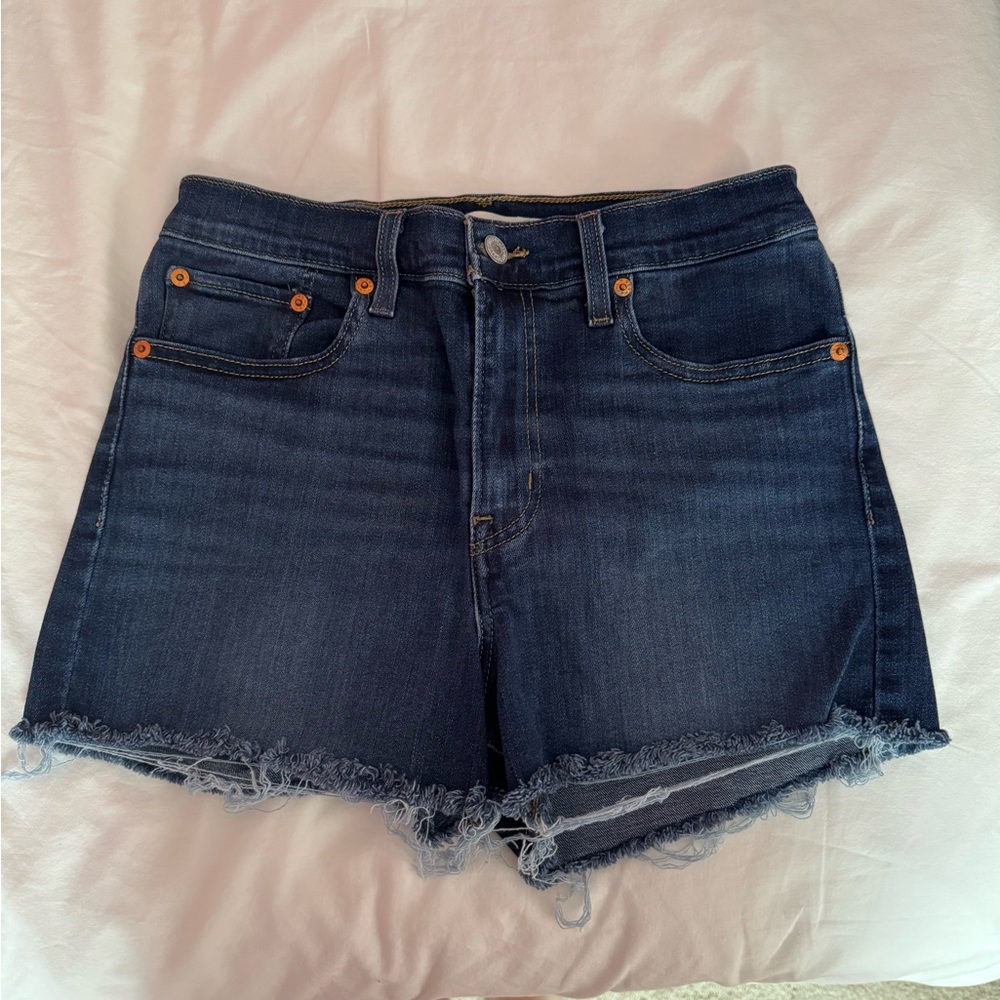 Levi’s High Rise Jean Shorts - size 28